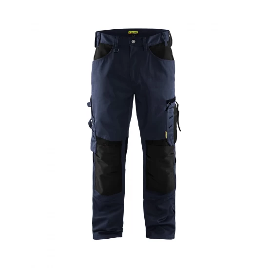 Blåkläder 1556 Werkbroek zonder spijkerzakken. Comfortabele en slijtvaste werkbroek. Bestel voordelig bij Verfpoint.nl, gratis verzending!